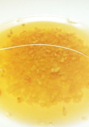 A picture of Homemade Garlic Sesame Oil.