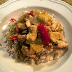 A picture of Coconut Chicken Curry.