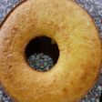 Torta común con ralladura de limón es rica