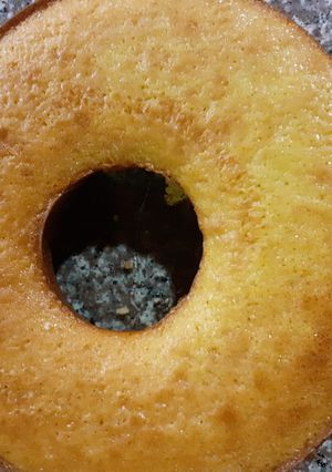 Una foto de Torta común con ralladura de limón es rica