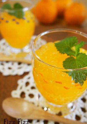 A picture of Fizzy Tangerine Crush Jellies.
