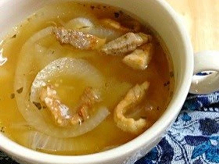 Easy Way Make Onion Soup with Pancetta which So Delicious