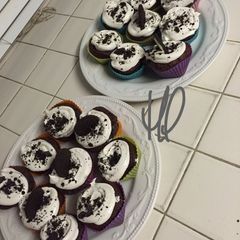 A picture of Oreo Cupcakes.