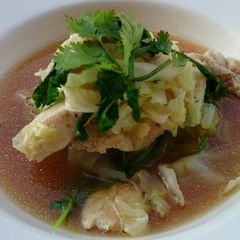 A picture of Chicken And Cabbage.