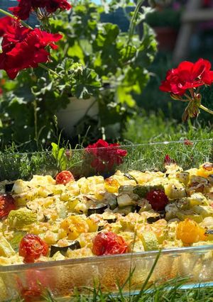 O poză a rețetei Dovlecei cu roșii și parmezan la cuptor!.