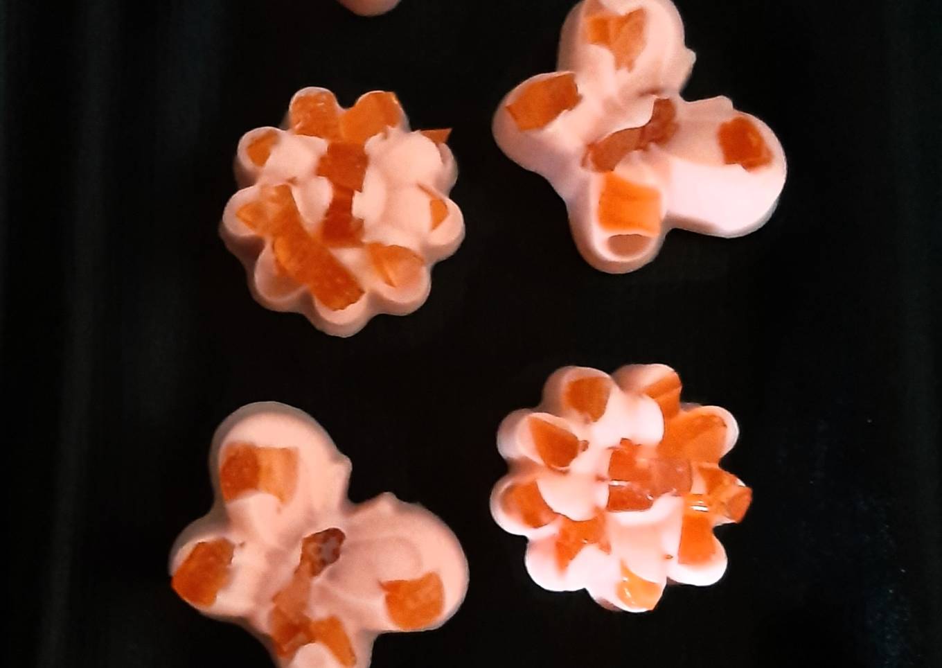 Strawberry Juzt Jelly Stuffed Chocolate