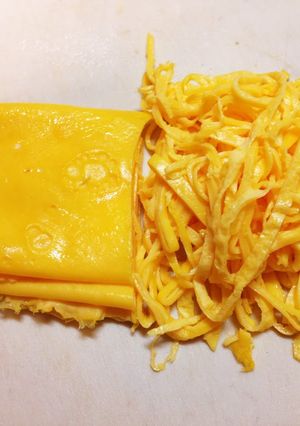 A picture of Foolproof Shredded Omelet for Chirashi Sushi.