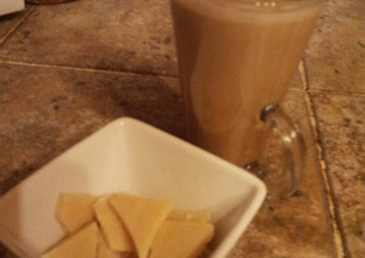 Recipe of Speedy A &#39;latte&#39; the old fashioned way with smooth caramel sauce and hand made white chocolate chunks