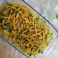 A picture of Chicken veggie sphagetti.