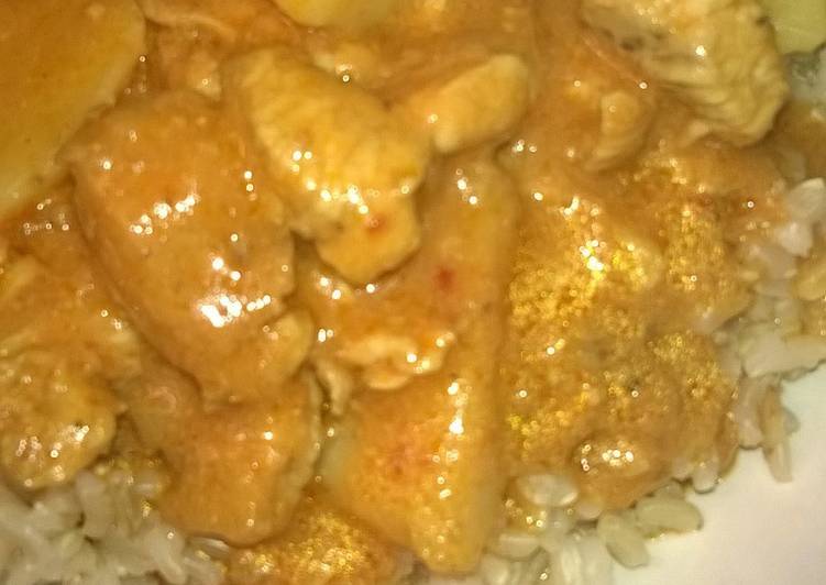 Chicken potato curry