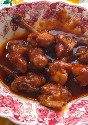 Una foto de Chupetas de pollo en salsa agridulce