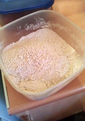A picture of Vickys Gluten-Free Brown Bread Flour Mix GF DF EF SF NF.