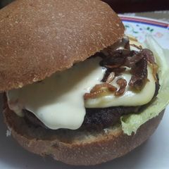 Beef burger A picture of Beef burger.