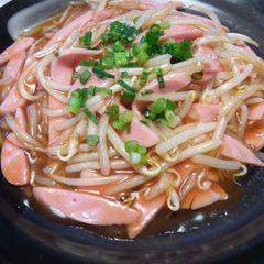 Simple Bean Sprouts and Fish Sausage in Sweet and Sour Sauce A picture of Simple Bean Sprouts and Fish Sausage in Sweet and Sour Sauce.