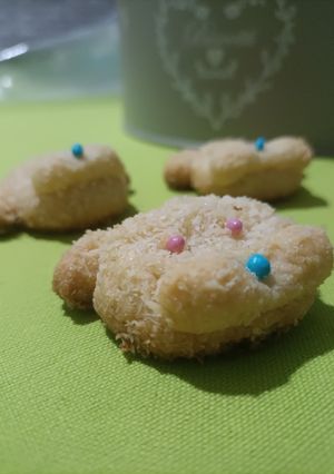 Foto di COCONUT COOKIES 🥥🐶 BISCOTTI AL COCCO 😋