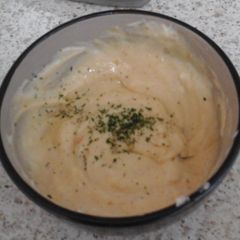 A picture of My Papaya and Lime Chutney Mustard Mayonnaise 😉.