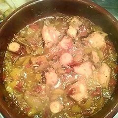 A picture of Mediterranean octopus casserole.