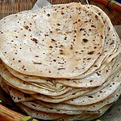 A picture of Chapatis roti.