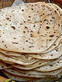 A picture of Chapatis roti.