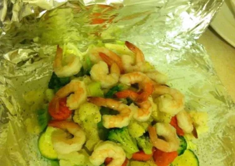 Steps to Make Speedy Foil wrapped veggies &amp; shrimp