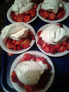 A picture of strawberry shortcake easy.