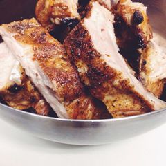 A picture of Barbecue Ribs.