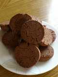 Make an Easy and Crispy Cocoa Cookie Dough in 10 Minutes Using a Bag