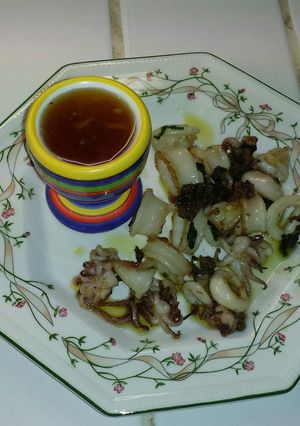 A picture of Fried Squid with Ginger Soy Sauce.