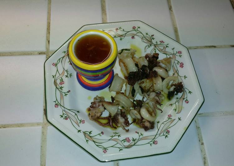 Steps to Make Favorite Fried Squid with Ginger Soy Sauce