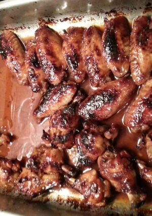 A picture of Sticky Spicy Chicken Wings.