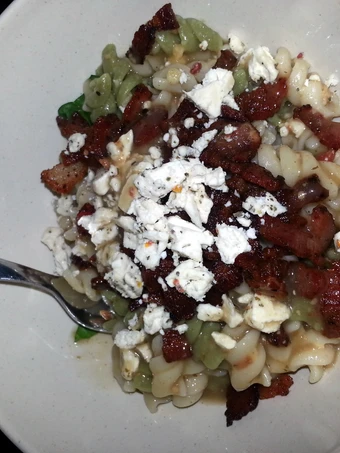 Easy Steps to Prepare Bacon Cesar Pasta Salad the Delicious Really delicious