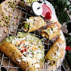 A picture of Sprouts moong chilla.