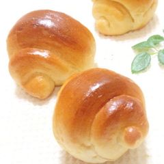 A picture of Bread Rolls.