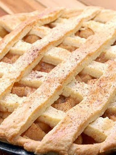 A picture of Cinnamon Apple Pie.