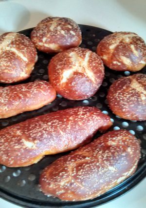 A picture of Pretzel Bread.