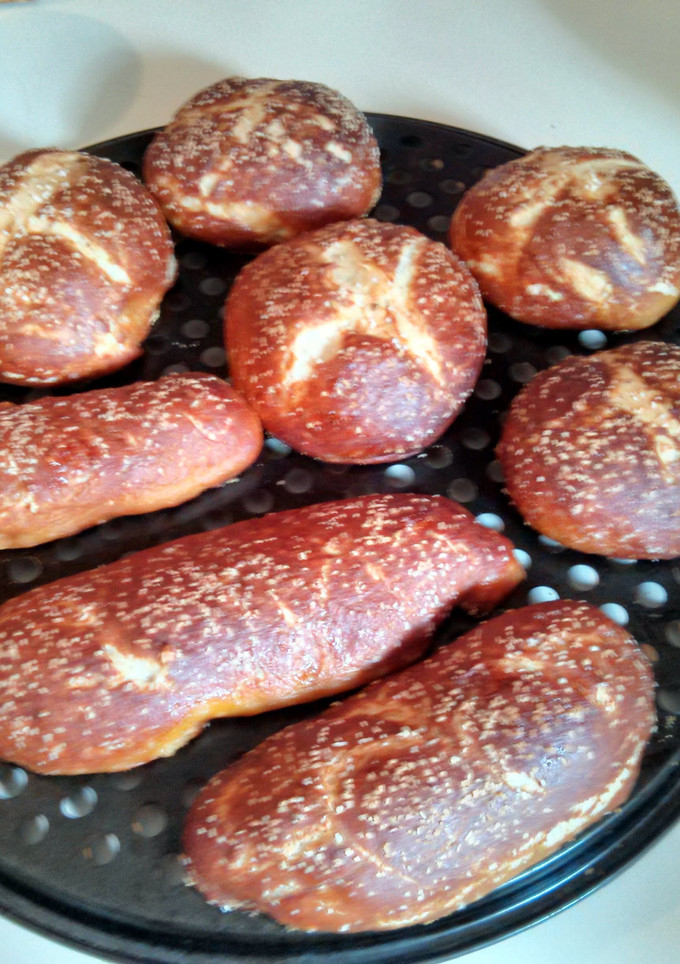 A picture of Pretzel Bread.