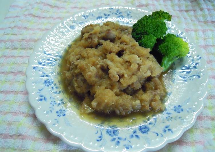 Sautéed and Stewed Grated Daikon Radish with Pork