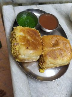 સ્પાઈસી દાબેલી રેસીપી મુખ્ય ફોટો