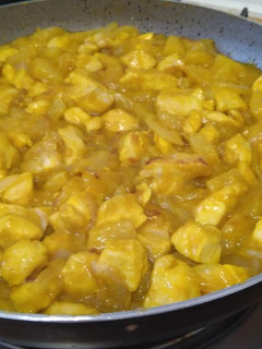 Una foto de Pollo con piña
