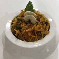 A picture of Tawa pulao.