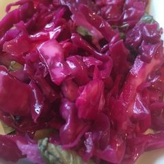 A picture of Pickled Red Cabbage.
