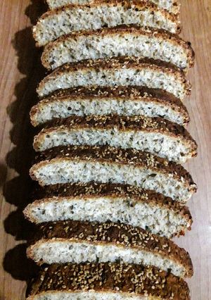 Una foto de Pan integral de avena y mix de semillas