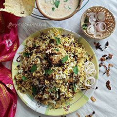 A picture of Chicken Dum Biriyani.
