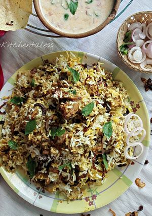 A picture of Chicken Dum Biriyani.