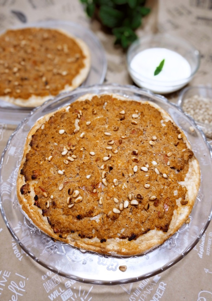 Una foto de Lahmacun, pizza turca en Monsieur Cuisine 🍕🍕