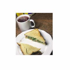 A picture of Salad Sandwich.