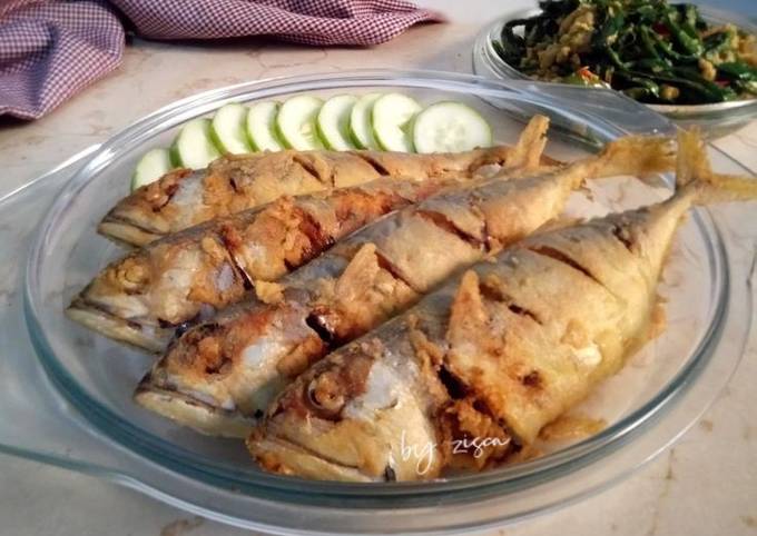 Resep Ikan Kembung Goreng Tepung Oleh Zisca - Cookpad