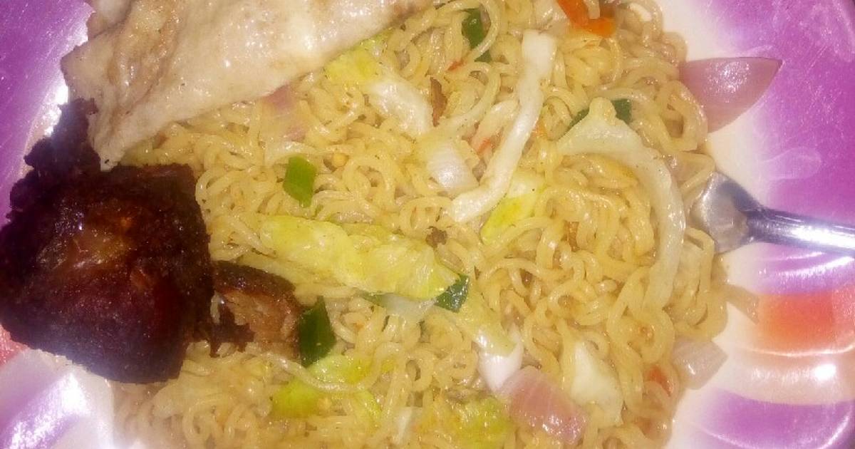 Indomie and egg Recipe by Ummu Sumayyah - Cookpad