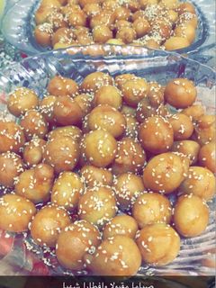 صورة لوصفة لقيمات على طريقتي