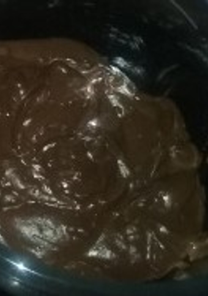 Una foto de Crema pastelera de chocolate fácil y rápida